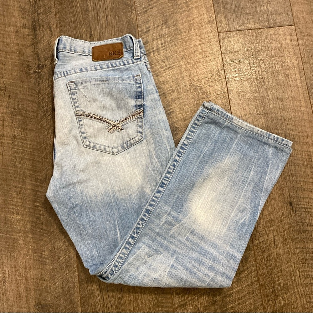 BKE Denim Tyler Straight Jeans 34R Light Wash Buckle